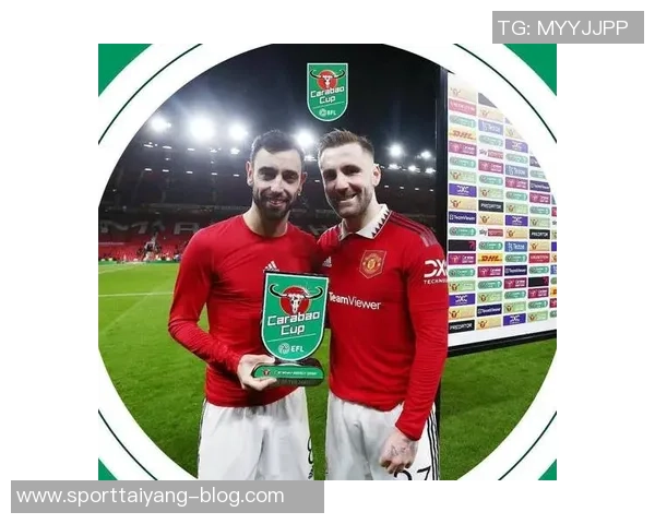 曼联旧将警告卢克肖懒惰或成双红会隐患萨拉赫将发起攻击